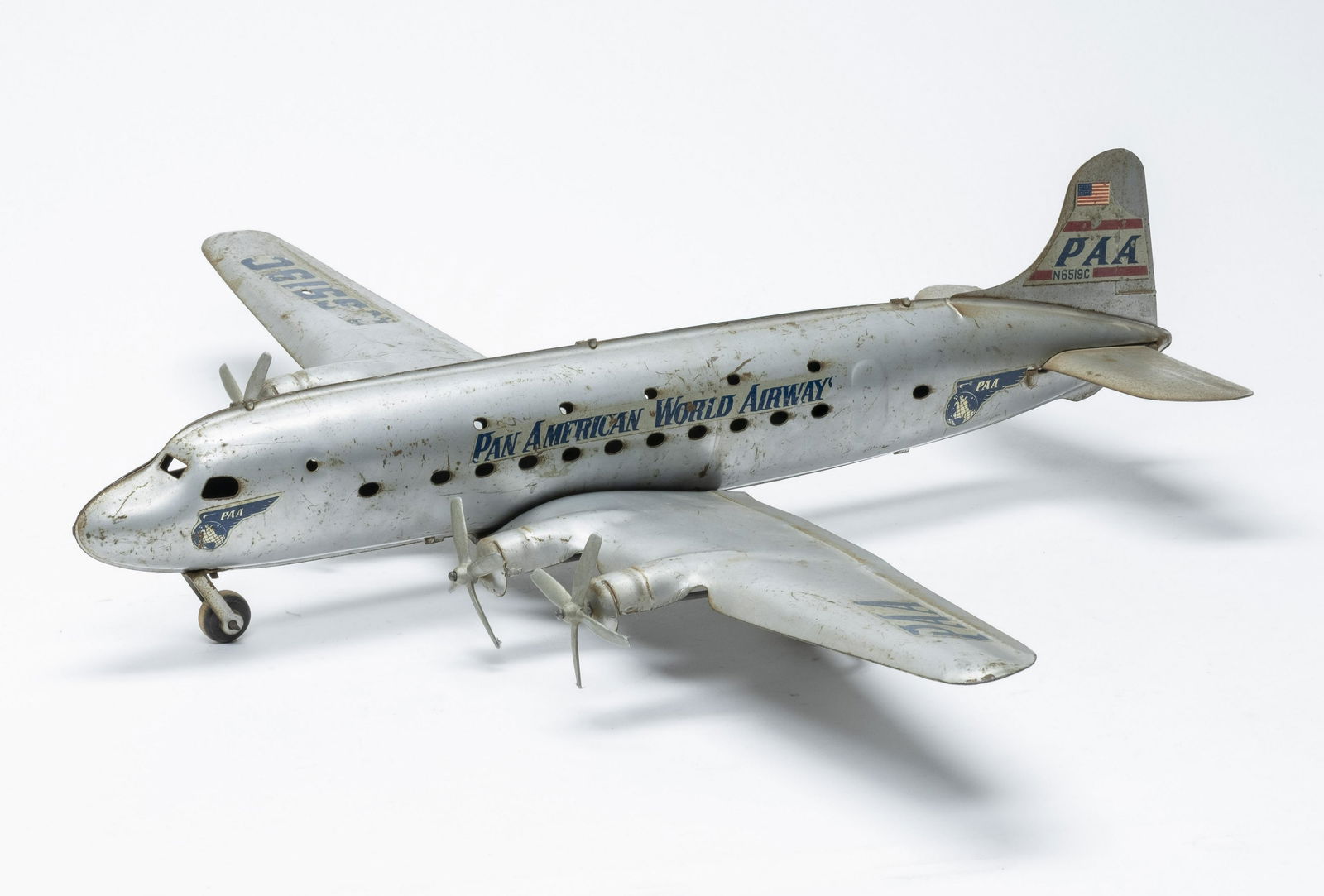 Marx Pan Am Airplane N6519C Friction (1 of 4)