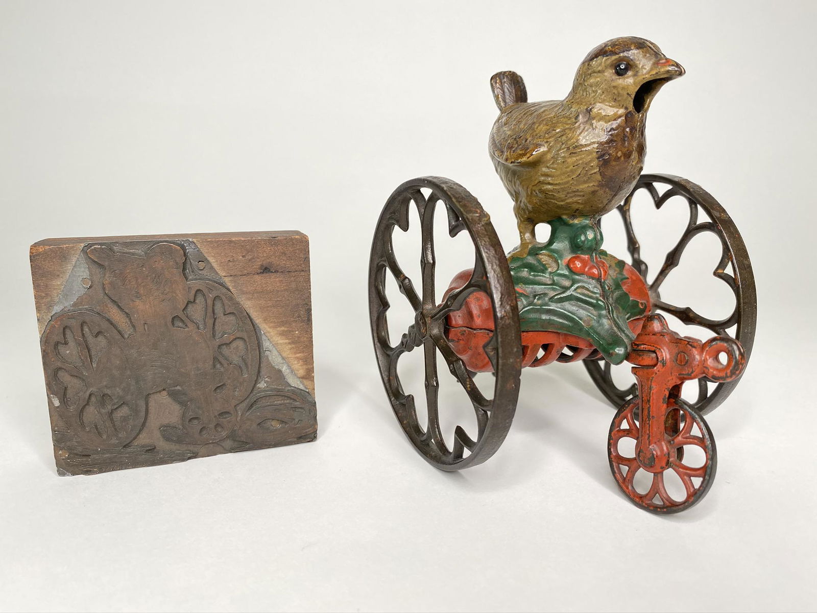 Very Rare Finch on Holly Leaf Pull Toy (1 of 5)