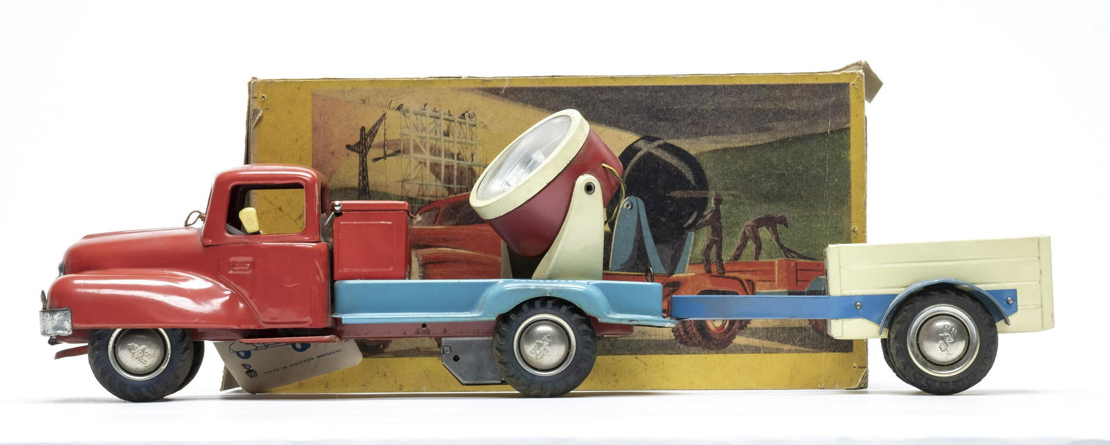 B&S Spotlight Truck Battery Op (1 of 7)