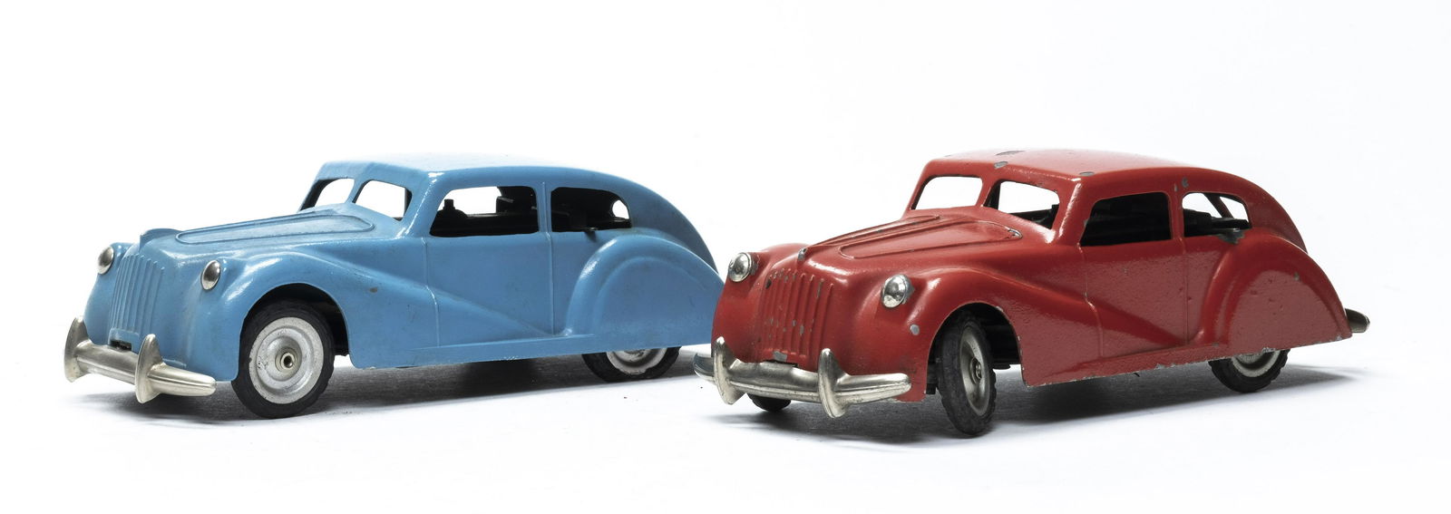 Two Wind up Saloon Cars (1 of 4)