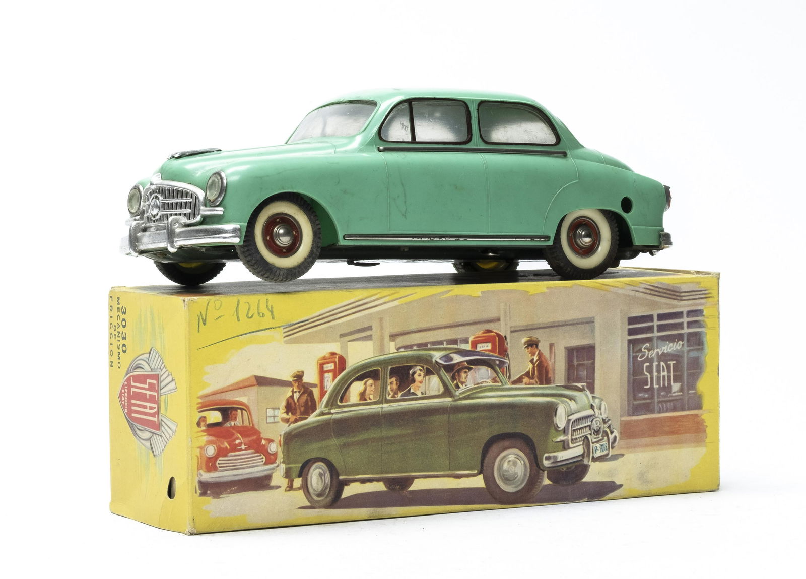 Paya Sedan with Original Box (1 of 4)