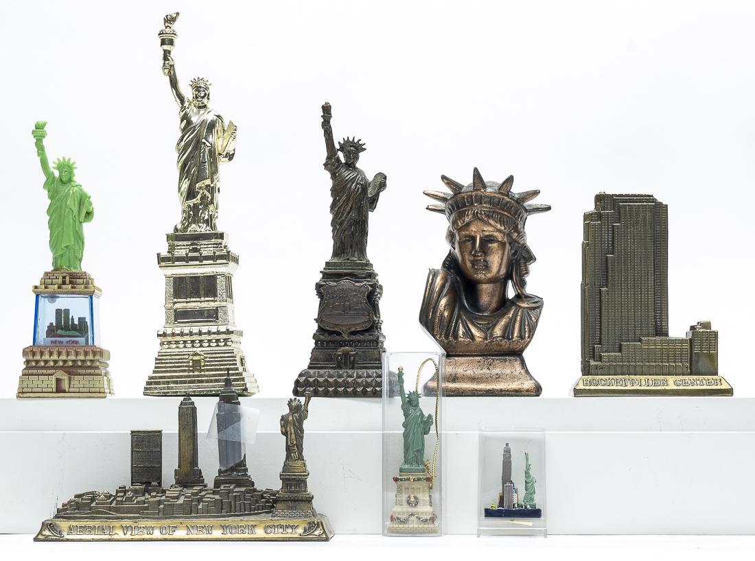 Assorted N. Y. City Souvenirs: Japanese - 1950's to 1980's. The large cityscape with a broken skyscraper. Good to Excellent Condition. ***Domestic shipping for this lot will be $25, International shipping to be determined.***