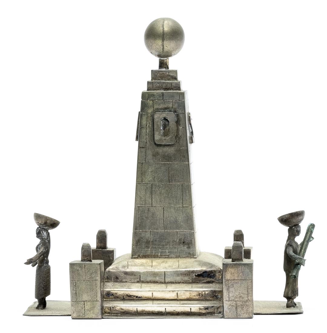 Monument in a Town Square (1 of 2)