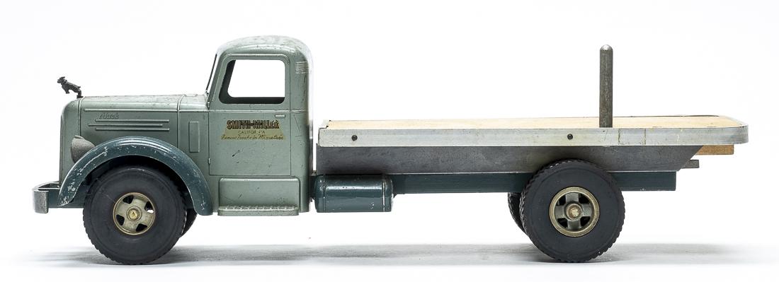 Smith Miller Flatbed Truck (1 of 5)