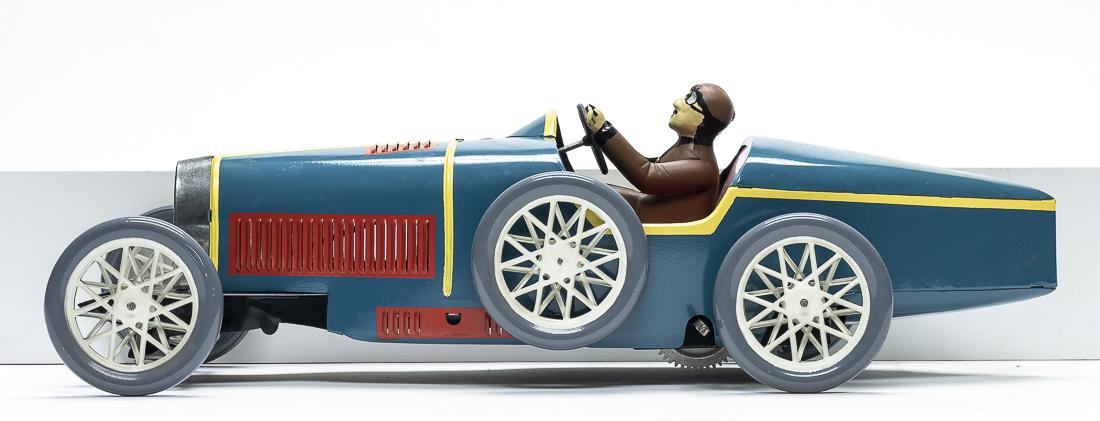 Reproduction Bugatti Race Car (1 of 2)