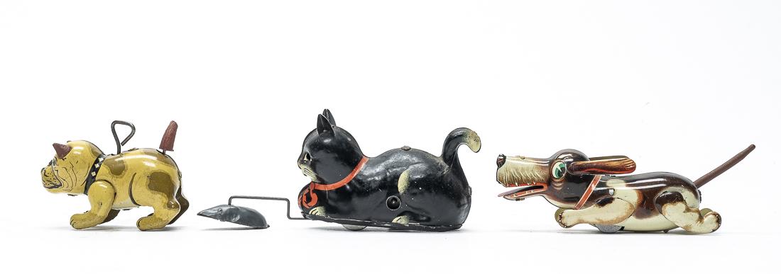 Two Dogs / Cat Windups (1 of 4)