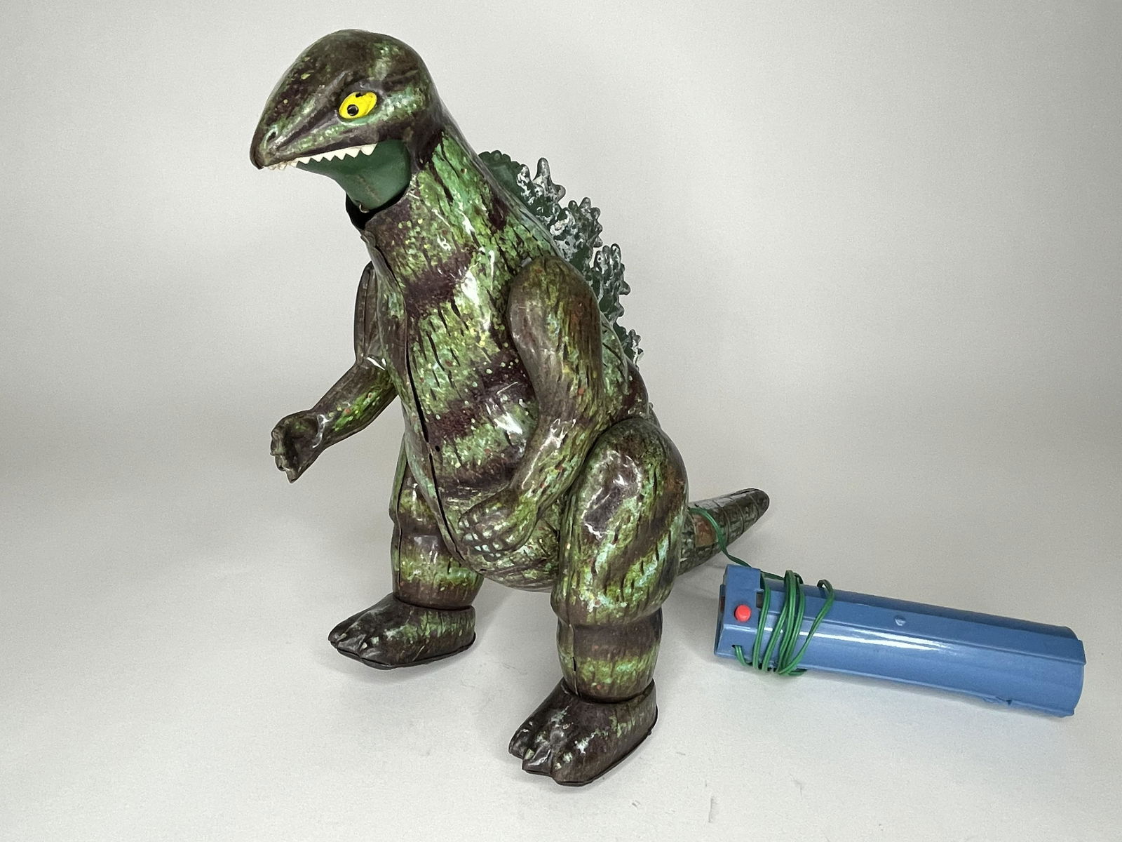 BULLMARK Large Battery Operated Green Godzilla (1 of 2)
