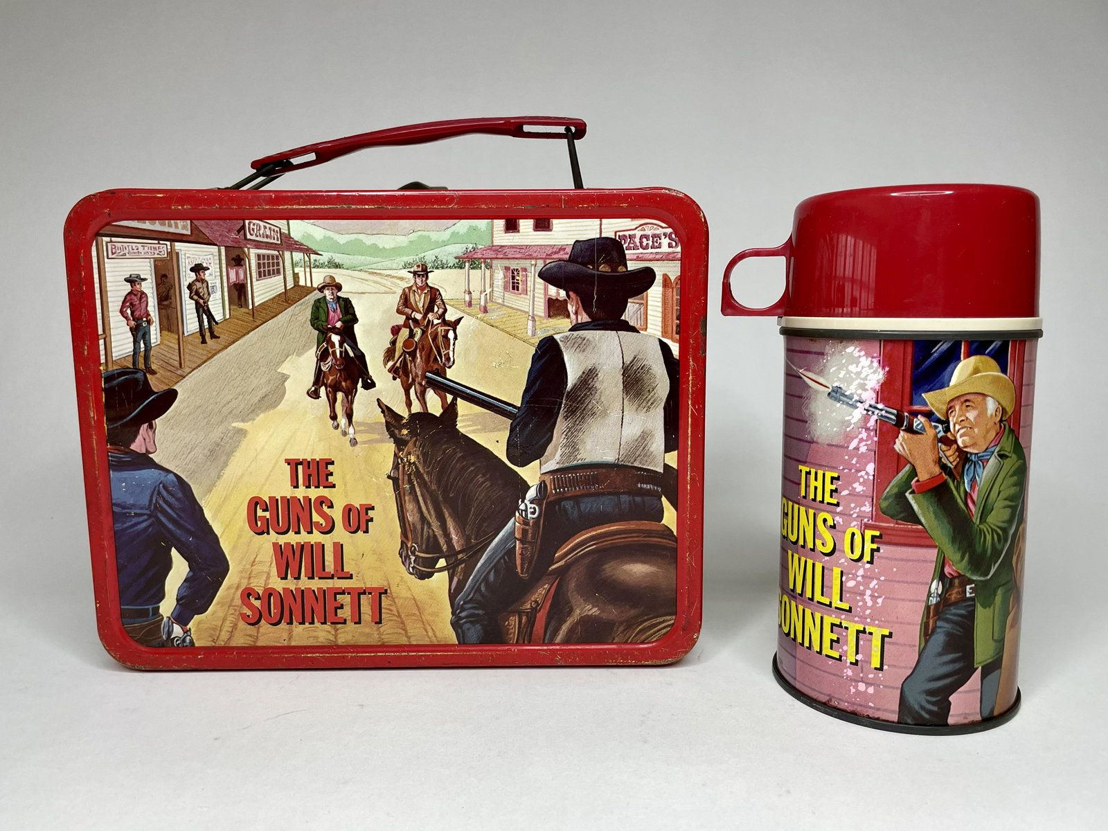 The Guns of Will Sonnett: Made by Thermos. With original thermos. 2 pieces. Excellent Condition.