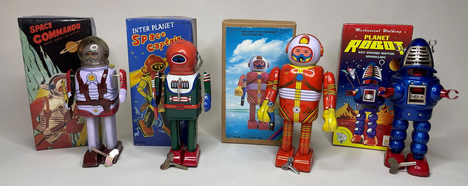 Assorted Collectable Robots. (1 of 1)