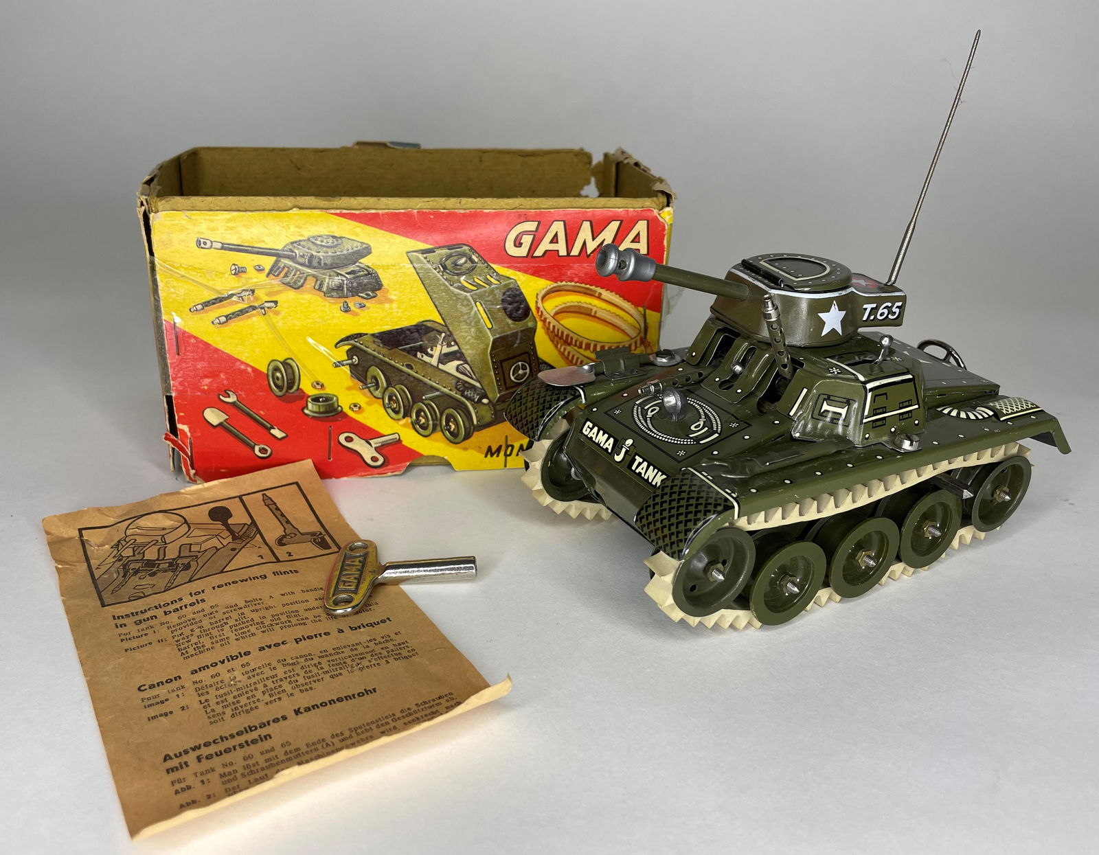 Gama Montage Tank 65-3 (1 of 2)