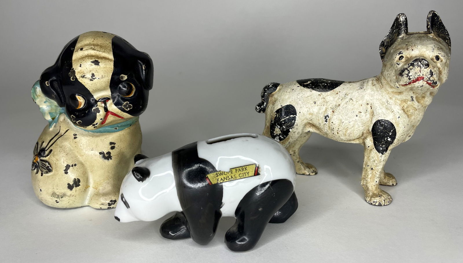 Puppo with Bee, Bulldog Ceramic Panda Banks (1 of 2)