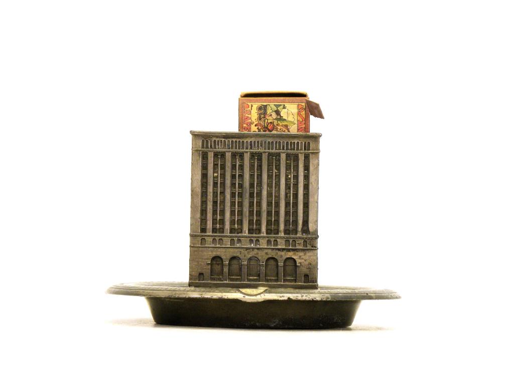 First National Bank and Trust: Of Oneida County, New York. Ashtray / Match Holder. American - 1930's - 6.5" Diameter. Excellent Condition.