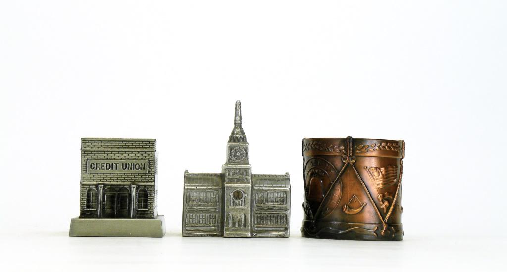 Three Modern Still Banks (1 of 6)