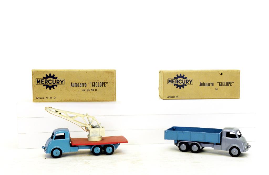 Two Lead Trucks - Mercury (1 of 14)