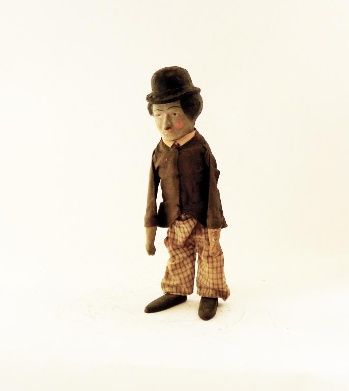 Charlie Chaplin Walking Figure (1 of 2)