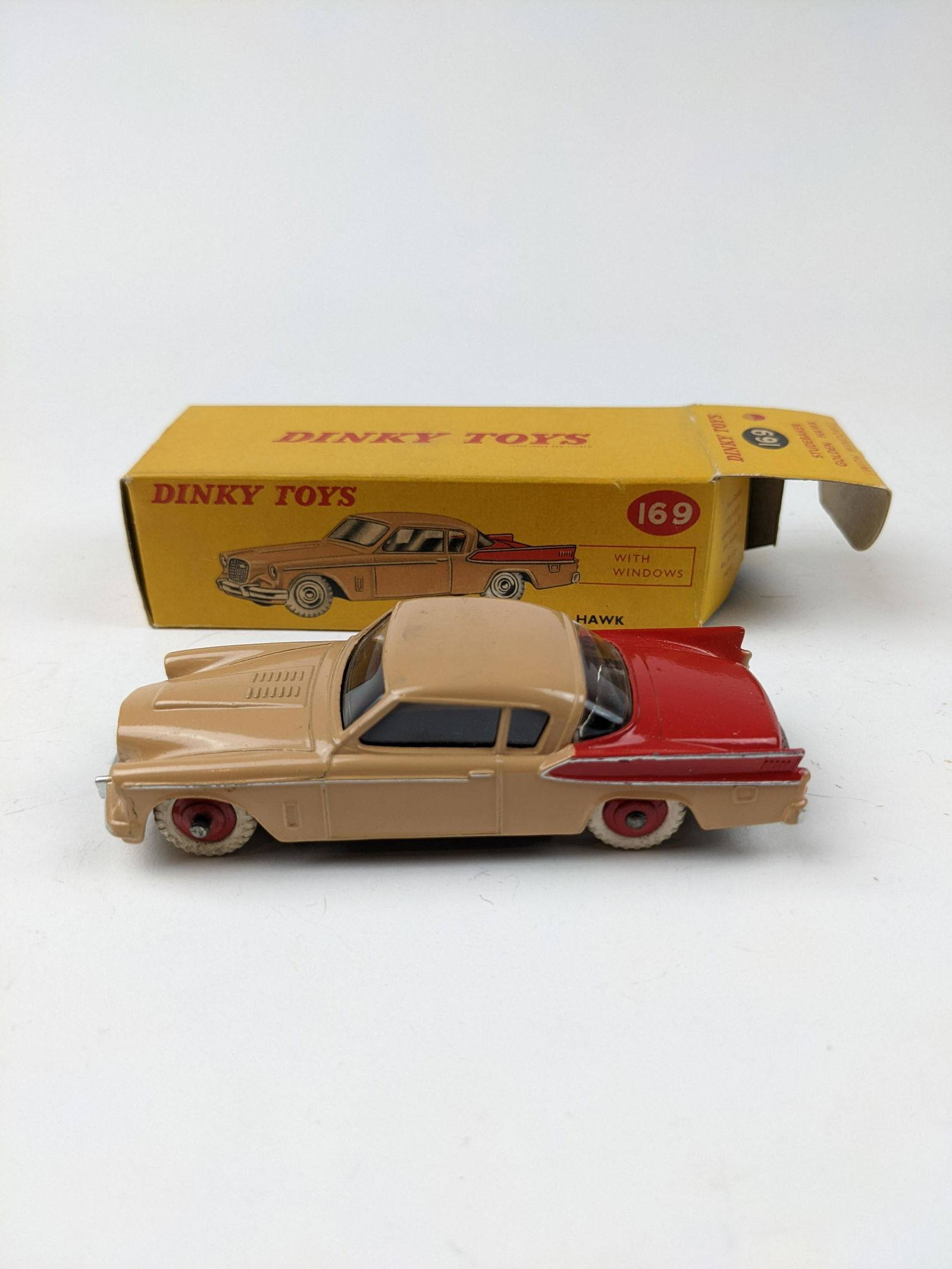 Dinky 169 Studebaker Golden Hawk Sweet (1 of 1)