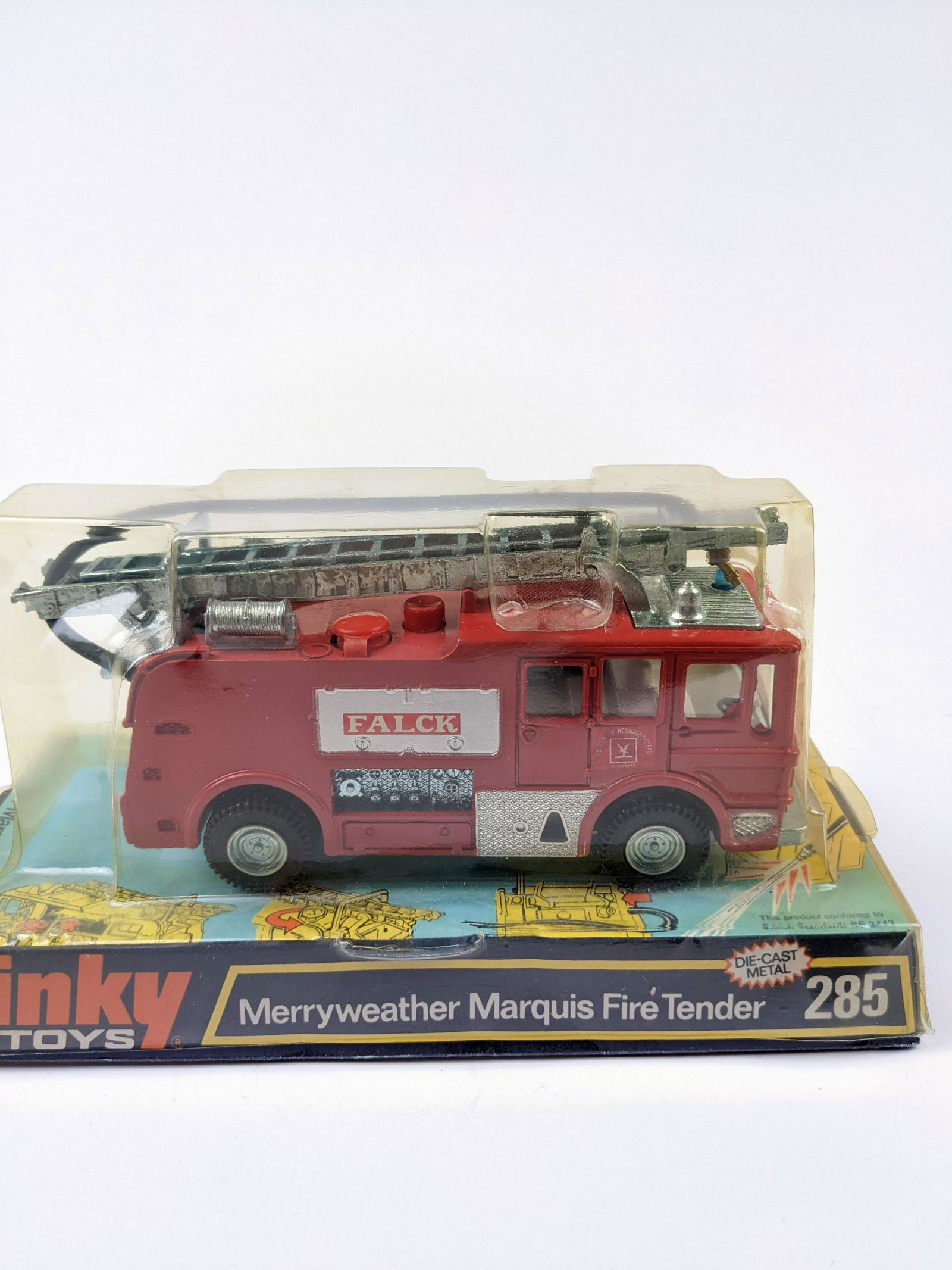 Dinky 285 Merryweather Fire Tender Commercial (1 of 1)