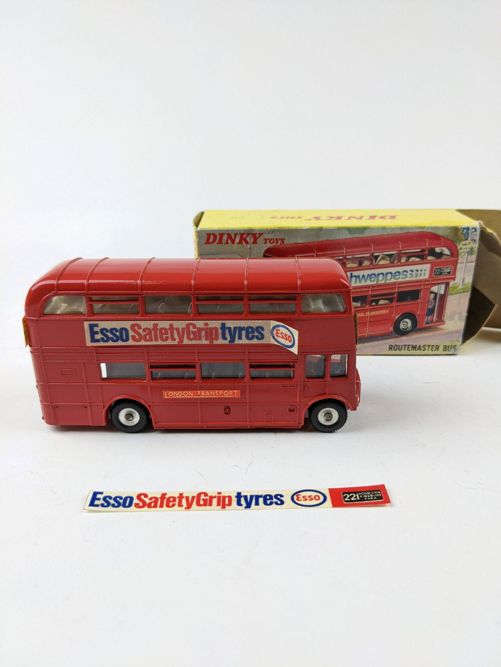 Dinky 289 Routemaster Bus Commercial (1 of 1)