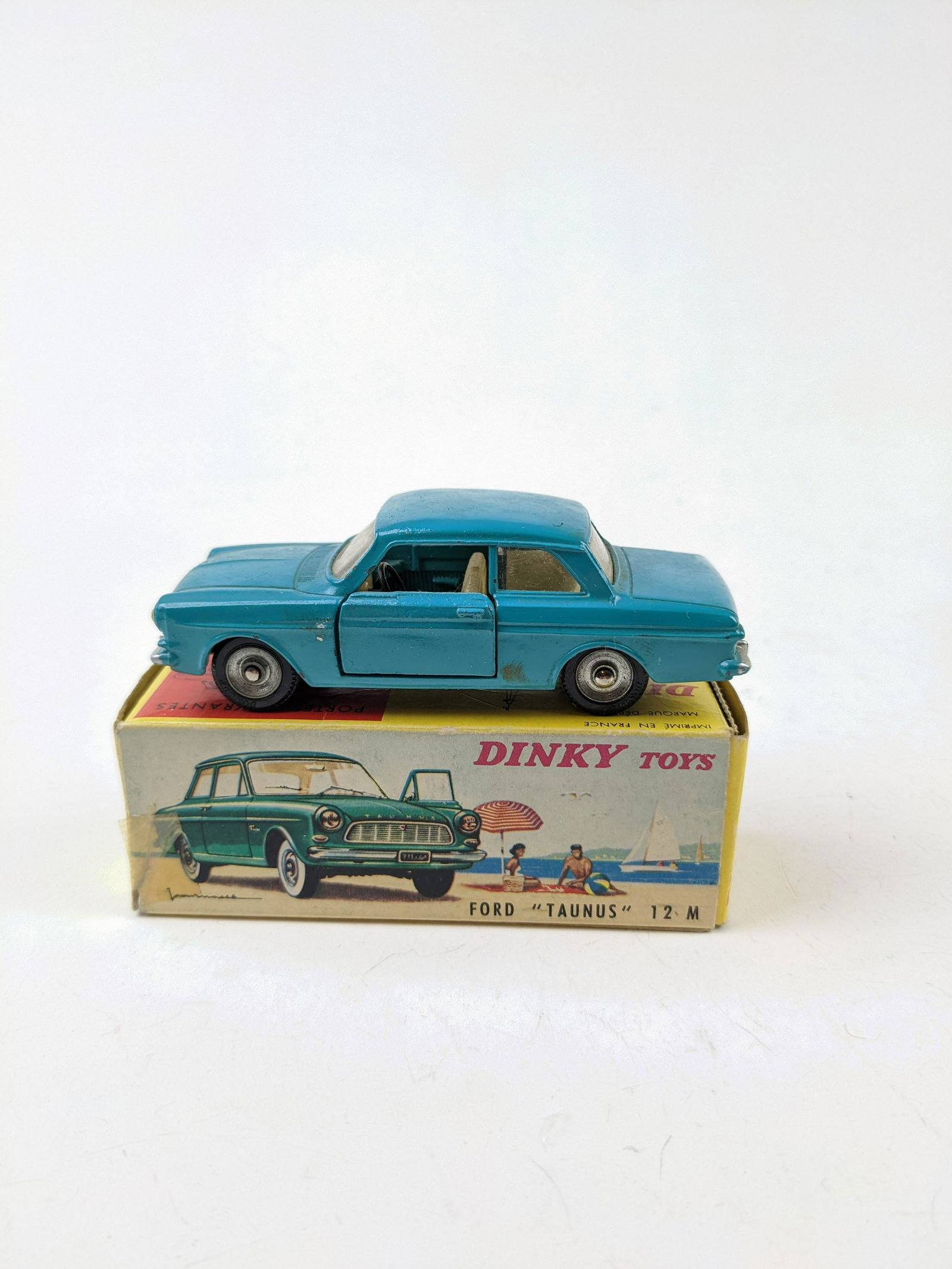 Dinky French 538 Ford Taurus 12M (1 of 1)