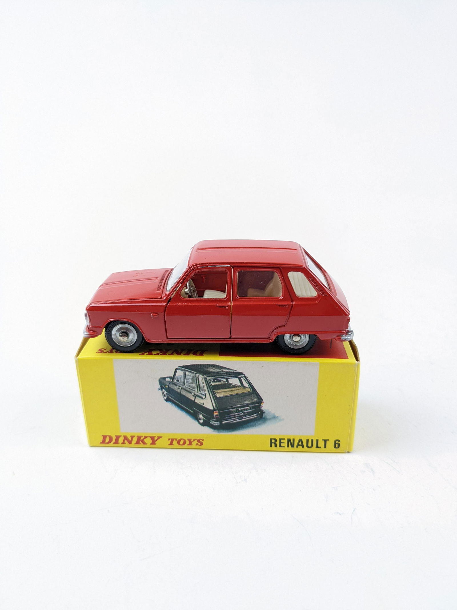 Dinky French 1416 Renault 6 (1 of 1)