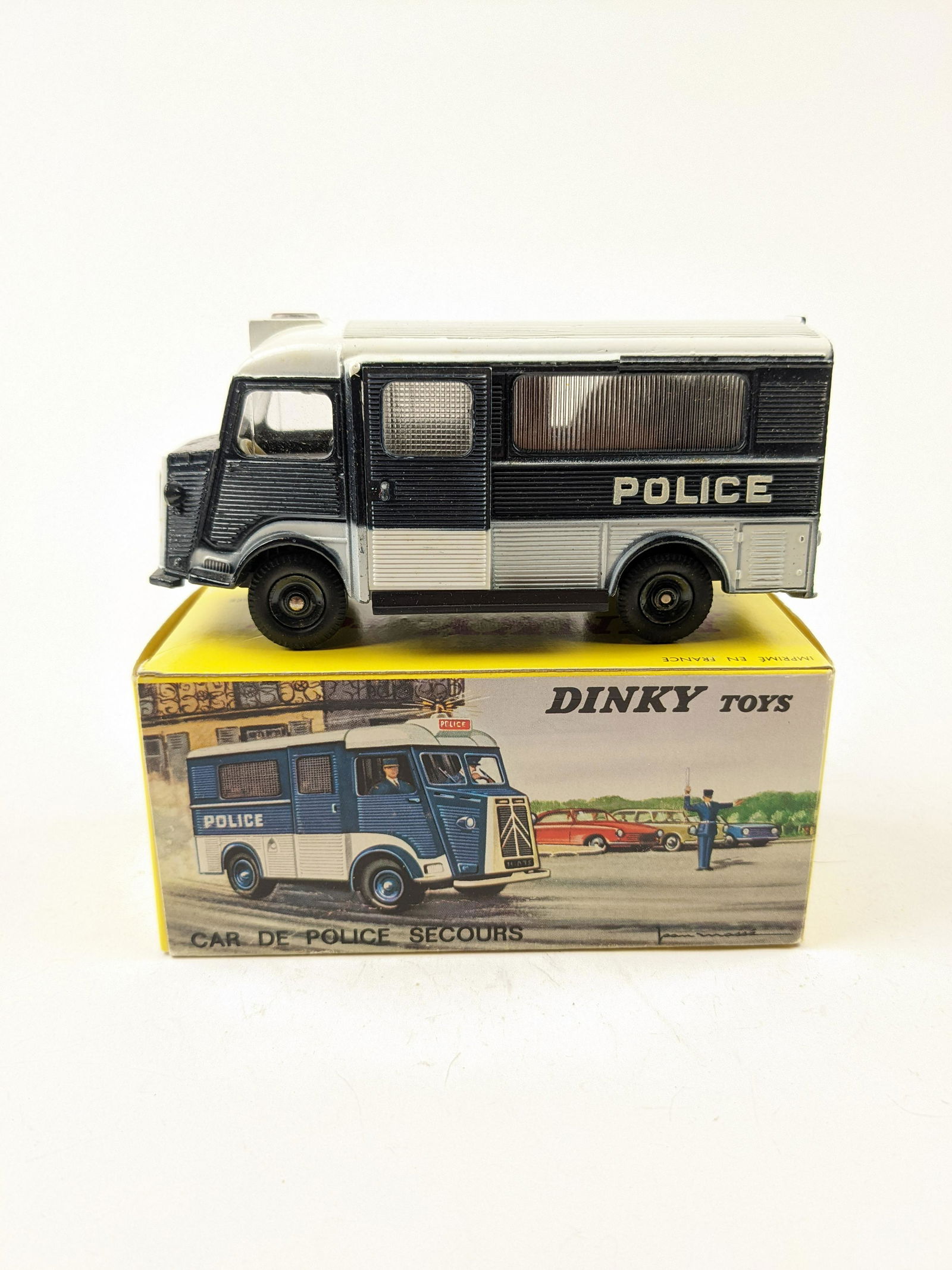 Dinky French 566 Police Van W/Lightbulb (1 of 1)
