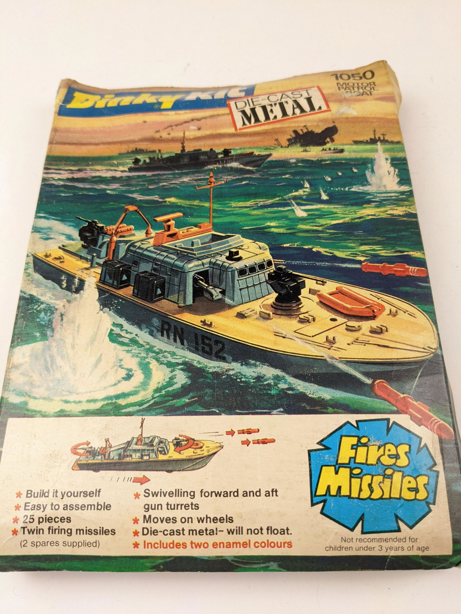 Dinky Kit 1050 Motor Patrol Boat (1 of 1)