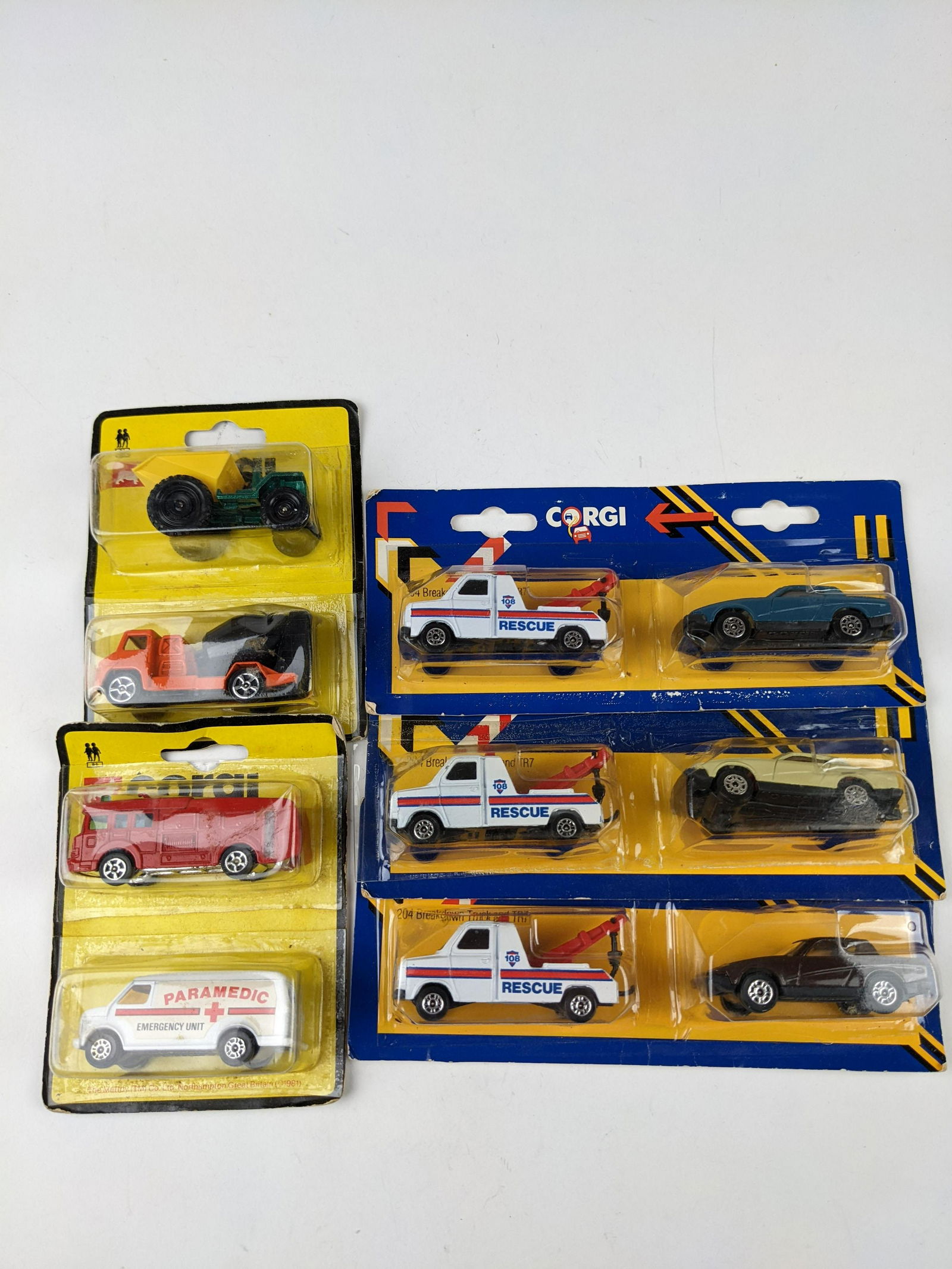 Corgi Juniors Emergency Vehicles (1 of 1)