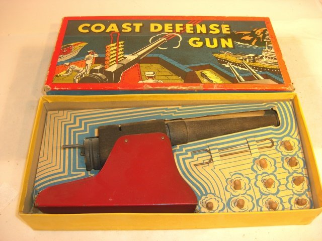 BALDWIN COAST DEFENSE GUN: Mint in box; box edges worn; box 13 1/2" long