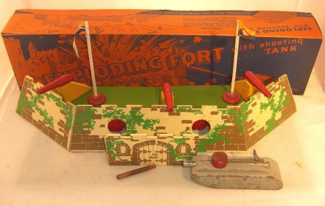 KEYSTONE EXPLODING FORT (1 of 1)