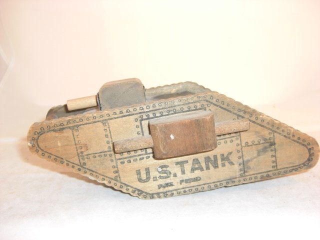 WOOD & TIN TANK (1 of 1)