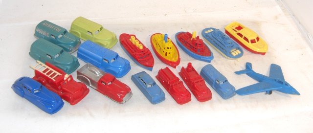 17 RENWAL PLASTIC VEHICLES (1 of 1)