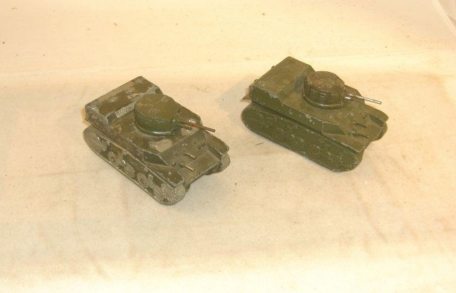 2 METAL TANK IDENTIFICATION MODELS (1 of 1)
