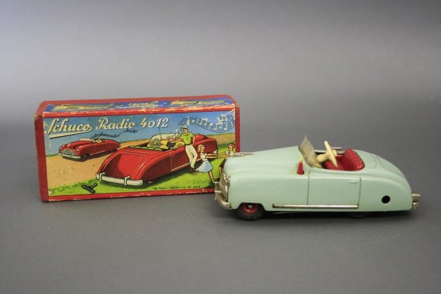 Schuco "Radio" 4012 (1 of 2)