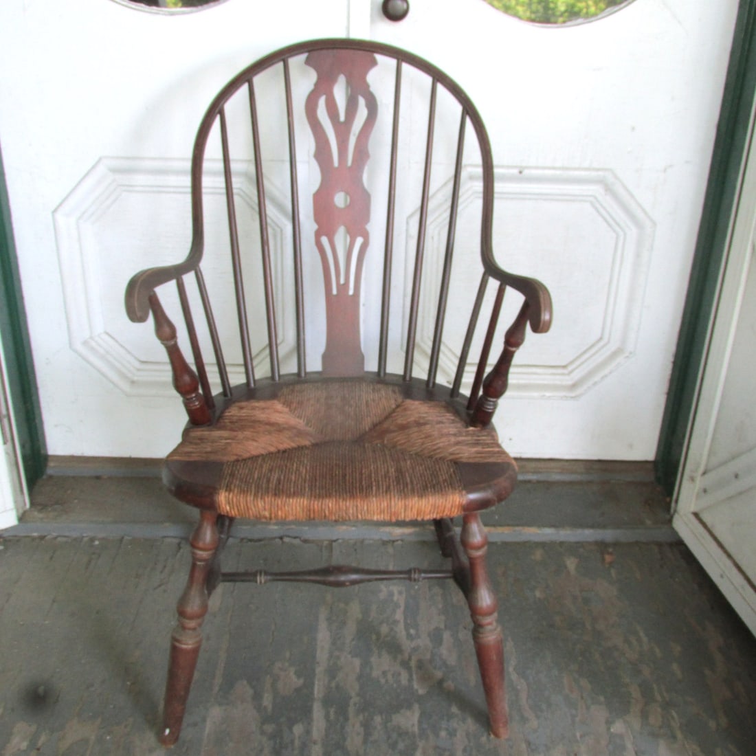 Continuous Arm Rush Seat Windsor Chair: Continuous Arm Rush Seat Windsor Chair Porvenance Hill House Notes From Chair Collection found in Attic.
