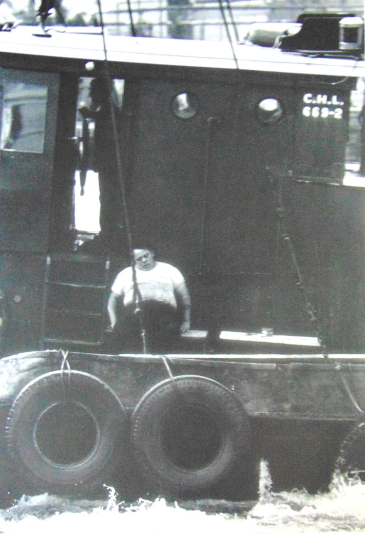 Hudson River Tug Boat: Hudson River Tug Boat Plate 30 Photographer: Wendy Holmes Dated: 1970's Subject: Hudson River Valley Medium: Halftone Dimensions: 1