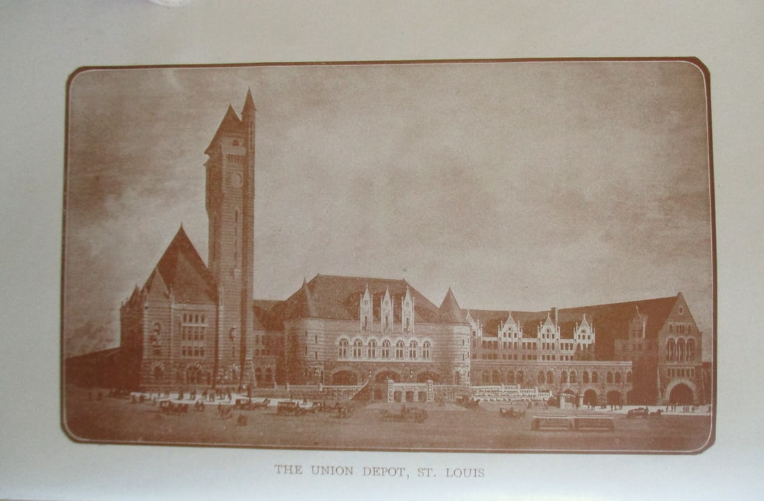 Union Depot - St Louis Missouri: Union Depot - St Louis Missouri Print Type: Brown Halftone Date: Circa 1900 - 1910 Dimensions: 5 1/2 x 9" Subject: Americana Condi