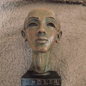 Egyptian Queen Nefertiti