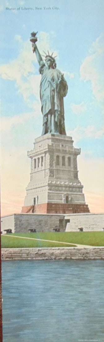 Postcard Statue of Liberty New York Oversized: Postcard Statue of Liberty New York Oversized Extremely Rare Photographer H. Finkelstein Dated: 1902 Type/Theme: New York City Size: 17.5" Publisher: Ameri