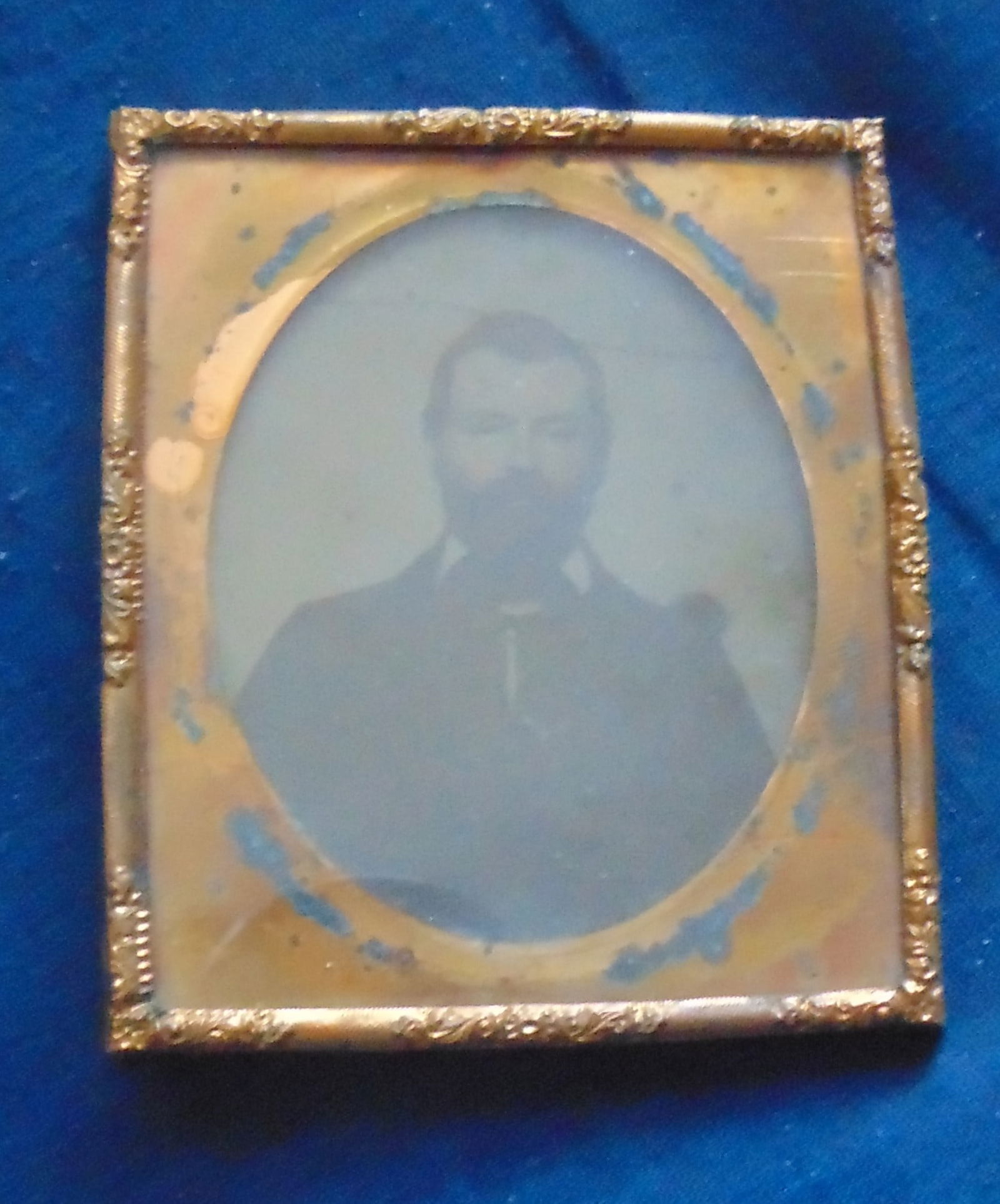 Daguerreotype - Portrait of a Gentleman Pittsburgh (1 of 5)