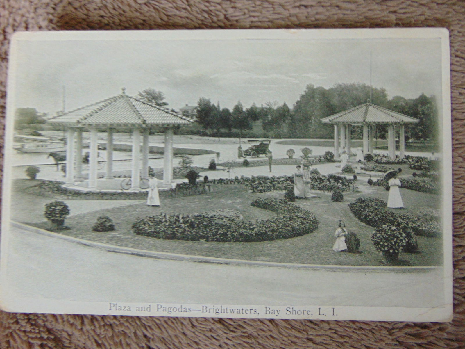 Set of Early Long Island New York Postcards: Set of Early Long Island New York Postcards (9) Rare Condition Report Unused. Very Good Subject References: PCB2