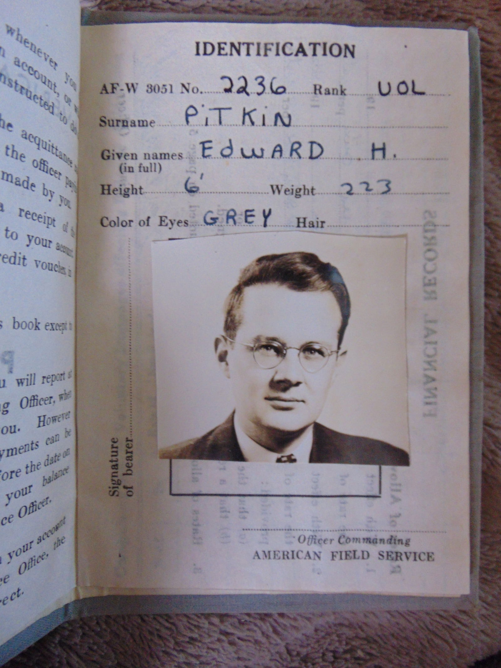 American Field Service Pass Book: American Field Service Pass Book With photo. Rare Dated: 1940's Size: Approx 21 pages. Condition Report Very Good Subject References: LF2