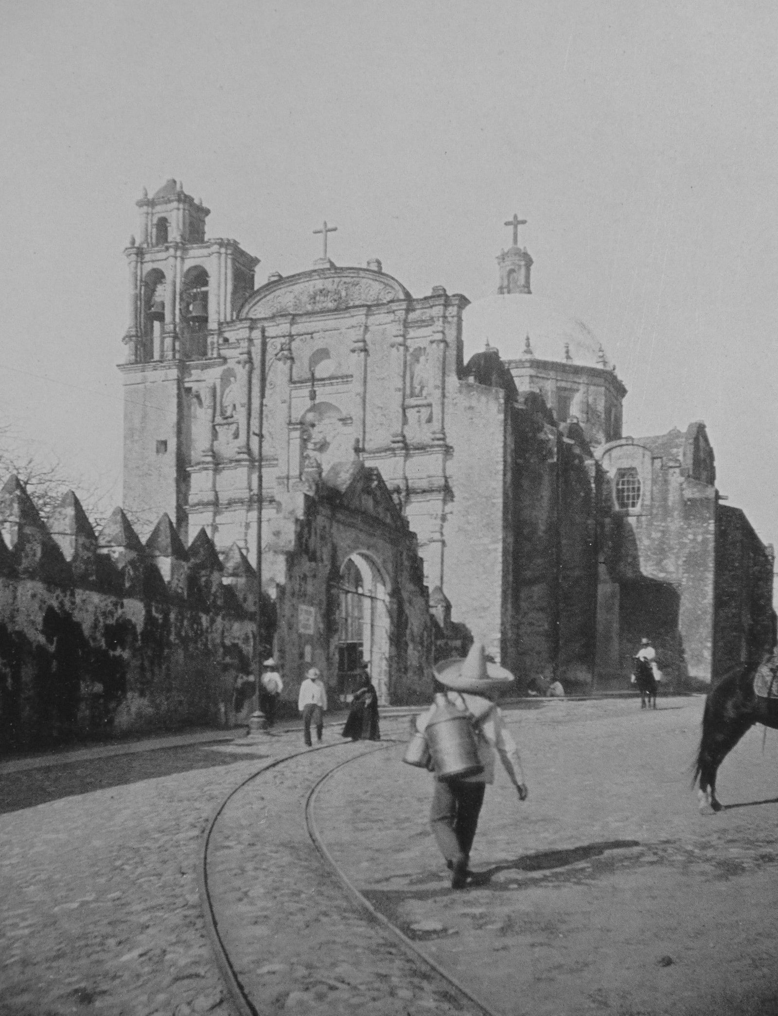 Chapel of Tercer - Order of San Francisco Mexico: Street Shrine - Cuernavaca Mexico #5 Cuernavaca Print Type: Halftone Date: c1915 Dimensions: 12 x 9" Subject: Mexican Architecture History Condition Report: Good plus Subject References: 249 MTA