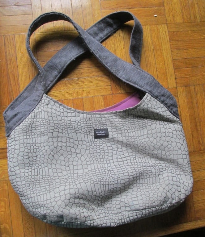 Vintage Madison Satchel Bag Handbag: Madison Handbag Gray Patterned - Satchel Bag Maker: Madison Date/Period: 20th Century Material: Leather Type: Handbag - Purse Condition Report <