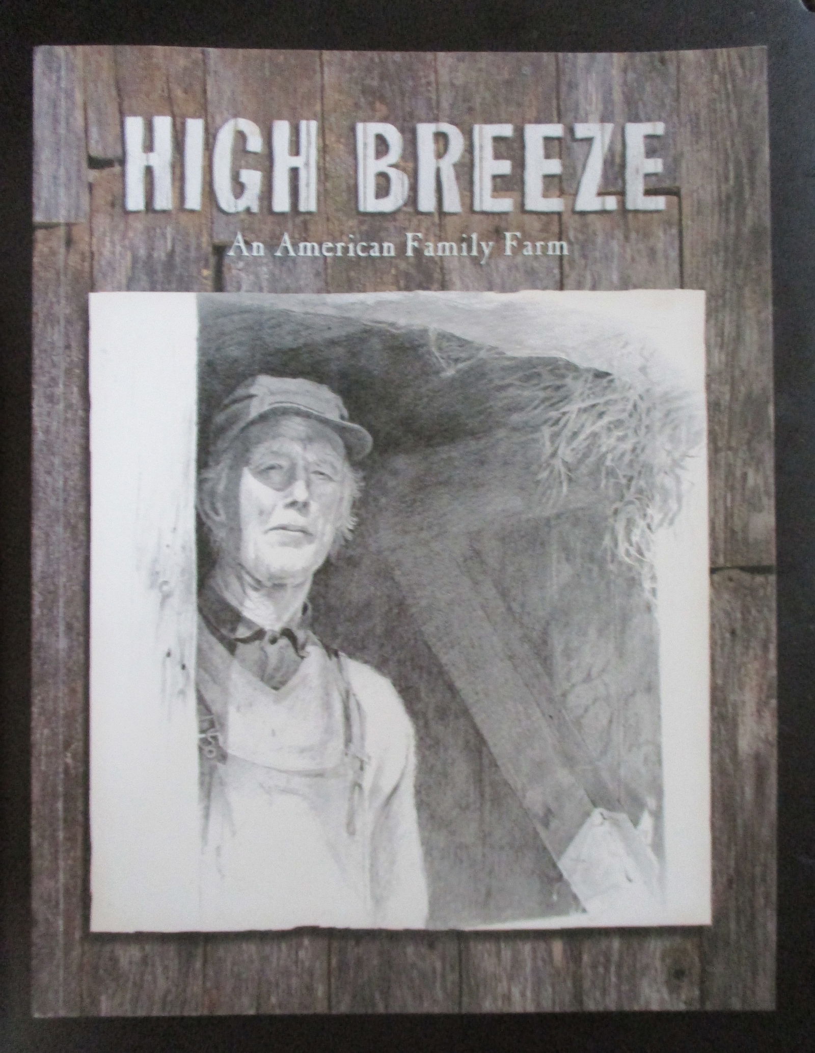High Breeze - An American Family Farm: High Breeze - An American Family Farm Wawayanda Mountain - Vernon New Jersey Author: Luther Barrett - Robert Fletcher Illustrations: Color B/W Illustrations