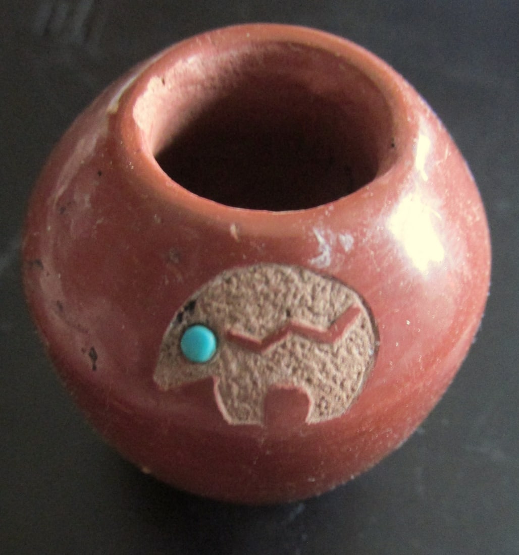 Santa Clara Pueblo Indian Miniature Pottery Vase: Santa Clara Pueblo Indian Miniature Pottery Low Plate With turquoise cabochon Signed: Illegibly Medium: Redware Pottery Origin: Santa Clara Puebl