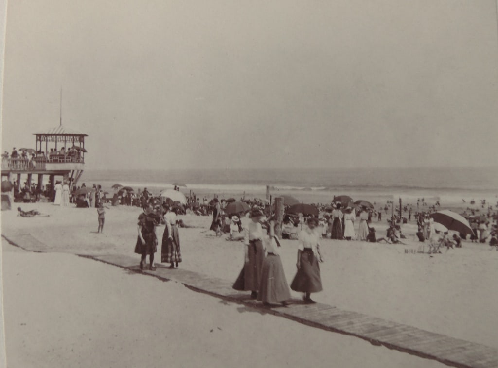 Beach Scene at Asbury Park New Jersey 1910 (1 of 3)
