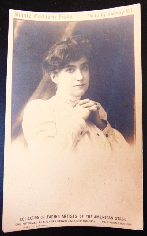 Minnie Maddern Fiske - RPPC by Sarony: Minnie Maddern Fiske - RPPC by Sarony Minnie Maddern Fiske (1865-1932) was a titan of the American stage, reigning supreme in the late 19th and early 20th centuries. Fiske wasn't just an actress; she 