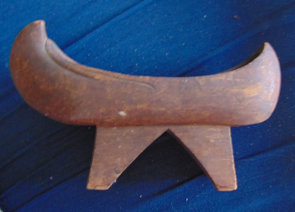 Korean Namakshin Wooden Shoe (1 of 2)