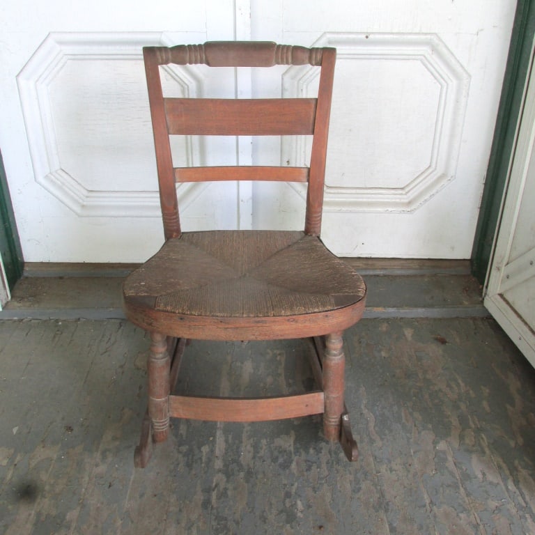 Very Early American Rocking Chair (1 of 4)