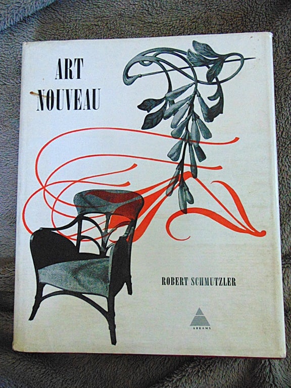Art Nouveau - Robert Schmutzler: Art Nouveau - Robert Schmutzler 348 b/w plates, 12 tipped color plates. Dated: 1962 Pages: 322 Edition: 1st Edition Size: Large 4to Binding: Hardcover Dust Jack